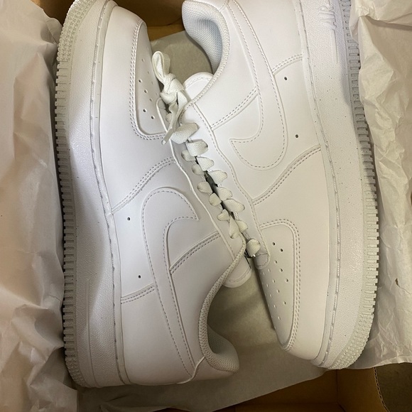 Nike Airforce 1 ‘07 Next Nature White-Black Womens Trainers - Picture 4 of 7